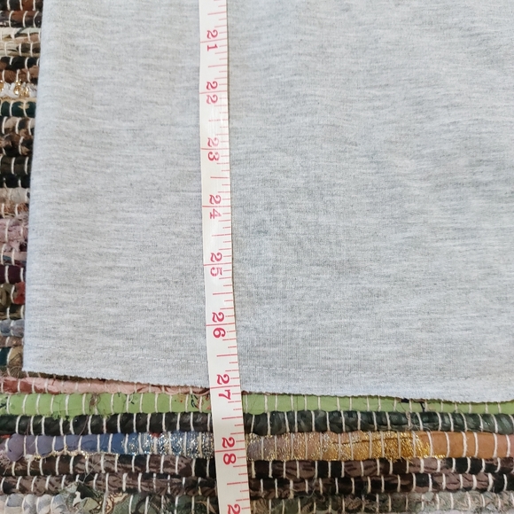 Bebe NWT Womens Casual Short Sleeve Top with Mirror Neckline Detail Size Large - Picture 10 of 11